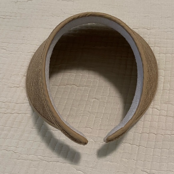 De La Heart Wide Brim Visor Sand New - Picture 6 of 6